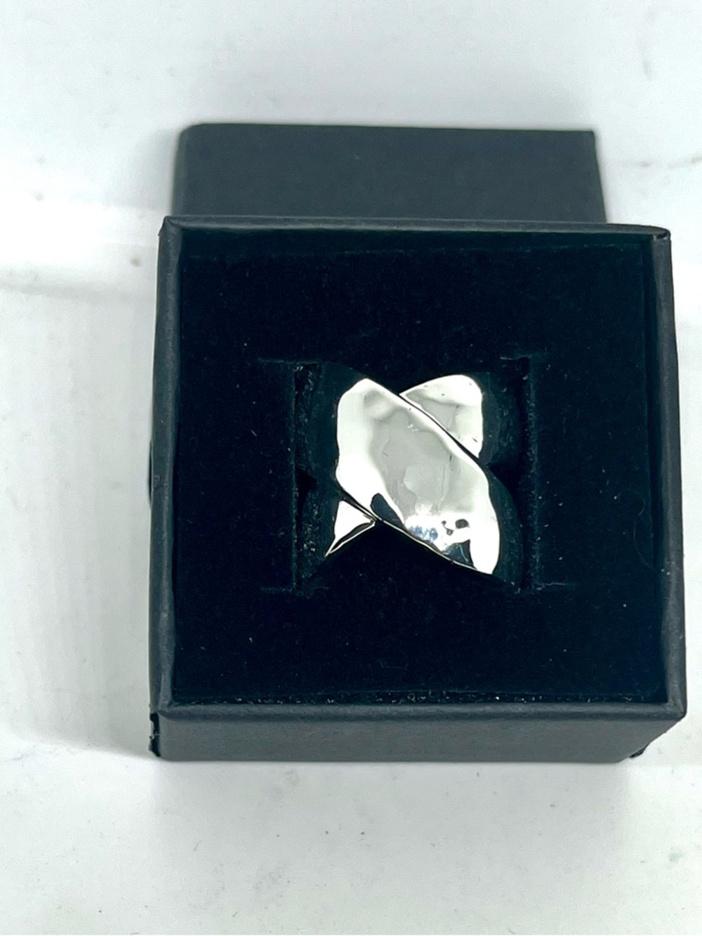 Robert Lee Morris Crossover Ring 7.5 - Picture 3 of 6